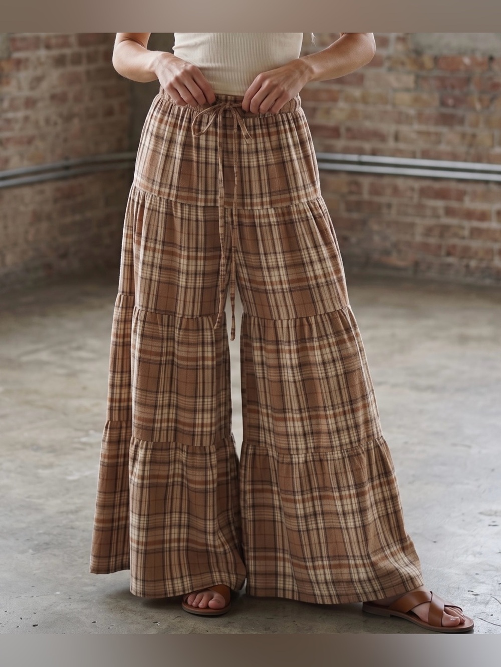 NWT Plaid 90s Wide Leg Tiered Boho Pants Drawstring Waist Tan - Picture 6 of 6